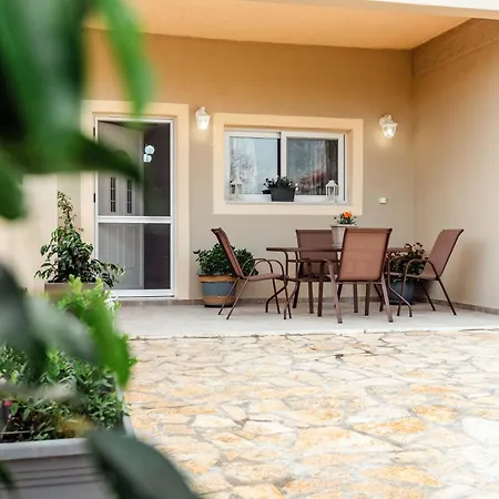 Casa Matina Апартаменты